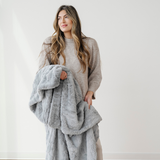 PATTERNED FAUX FUR THROW BLANKETS: Ivory