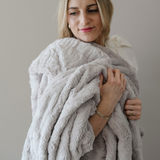 PATTERNED FAUX FUR THROW BLANKETS: Ivory
