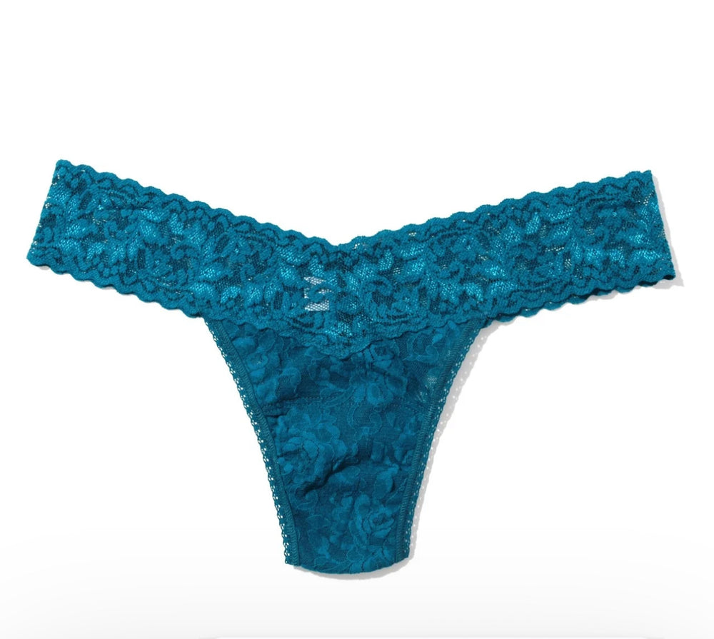 Hanky Panky Signature Lace Low Rise Thong Style 4911 - North Pole