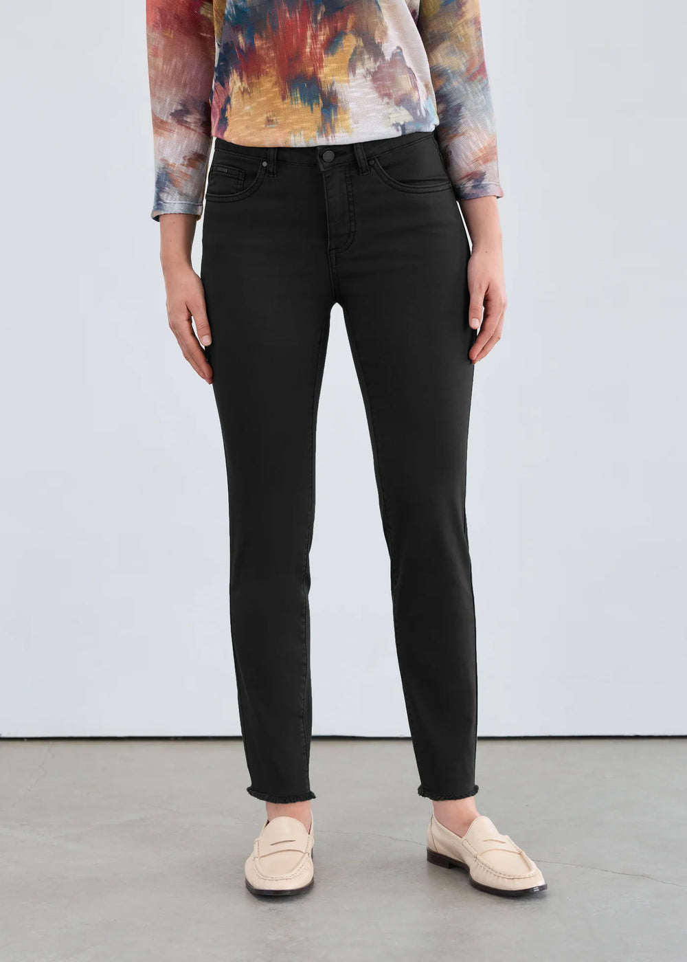 FDJ Olivia Slim Ankle Denim Style 2682511 - Black