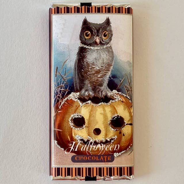 Chocolate Bars Halloween: Milk / Cat Plays fiddle
